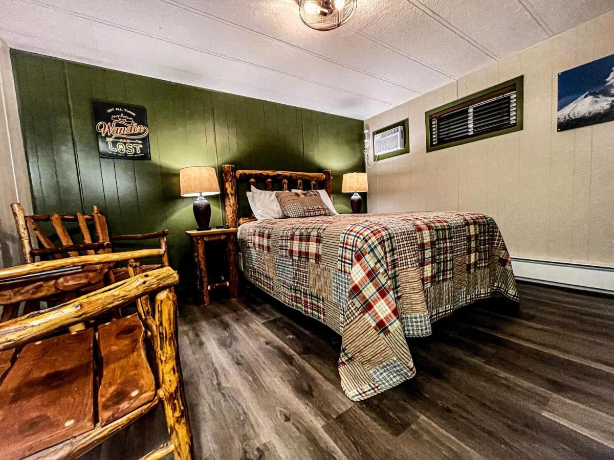 Lone Fir Resort Cougar Екстер'єр фото