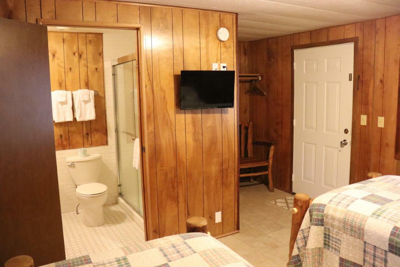 Lone Fir Resort Cougar Екстер'єр фото