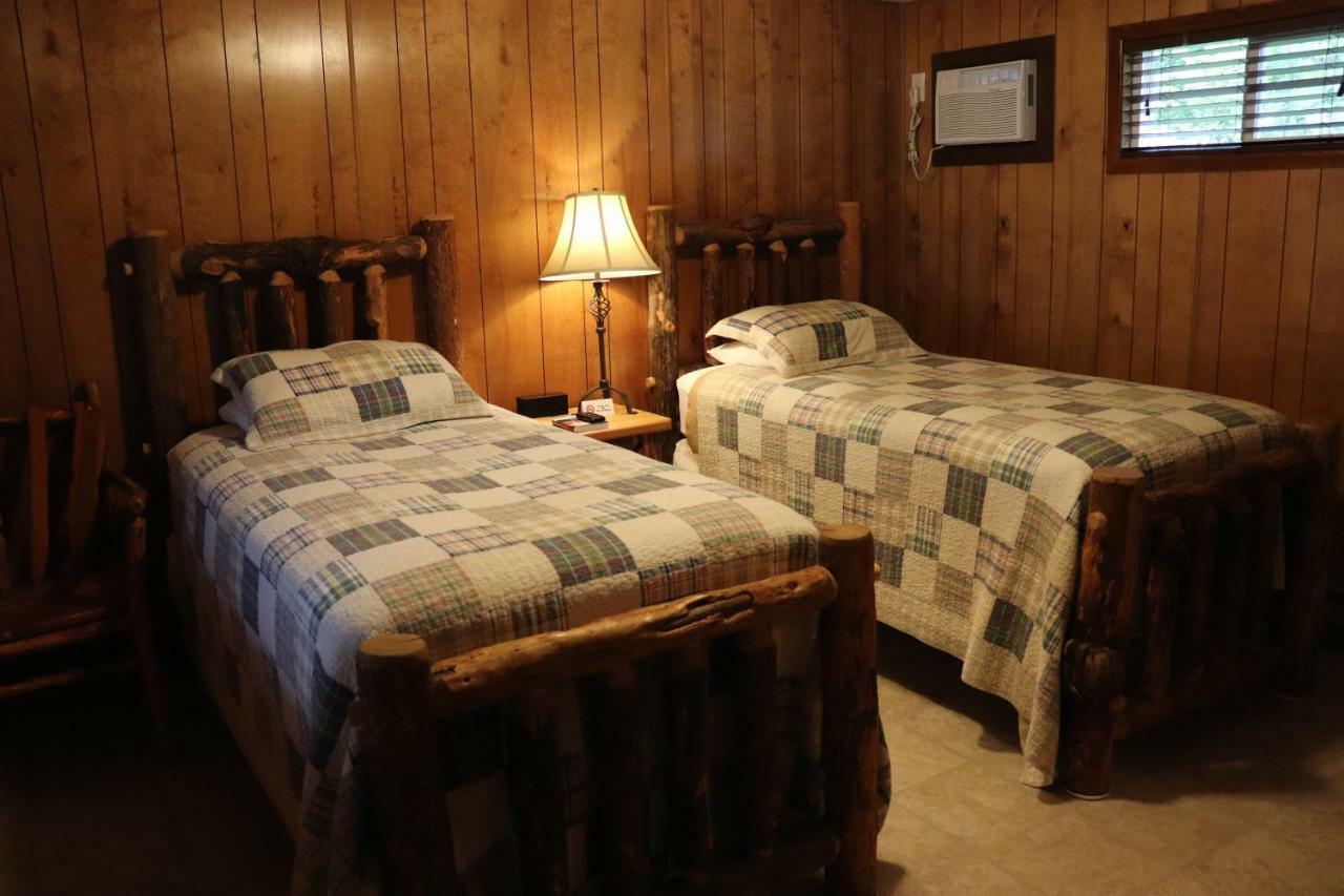 Lone Fir Resort Cougar Екстер'єр фото