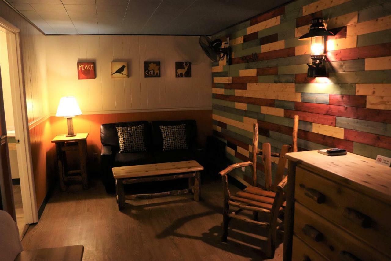 Lone Fir Resort Cougar Екстер'єр фото