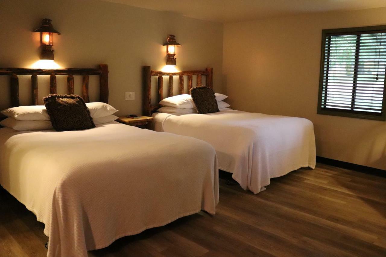 Lone Fir Resort Cougar Екстер'єр фото