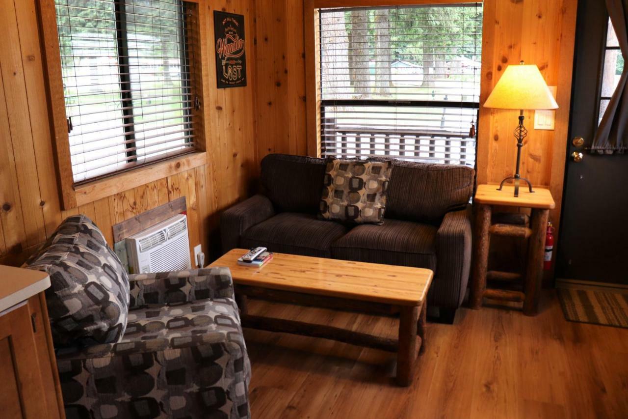 Lone Fir Resort Cougar Екстер'єр фото