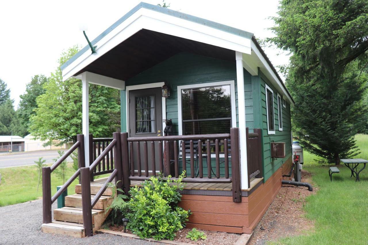 Lone Fir Resort Cougar Екстер'єр фото