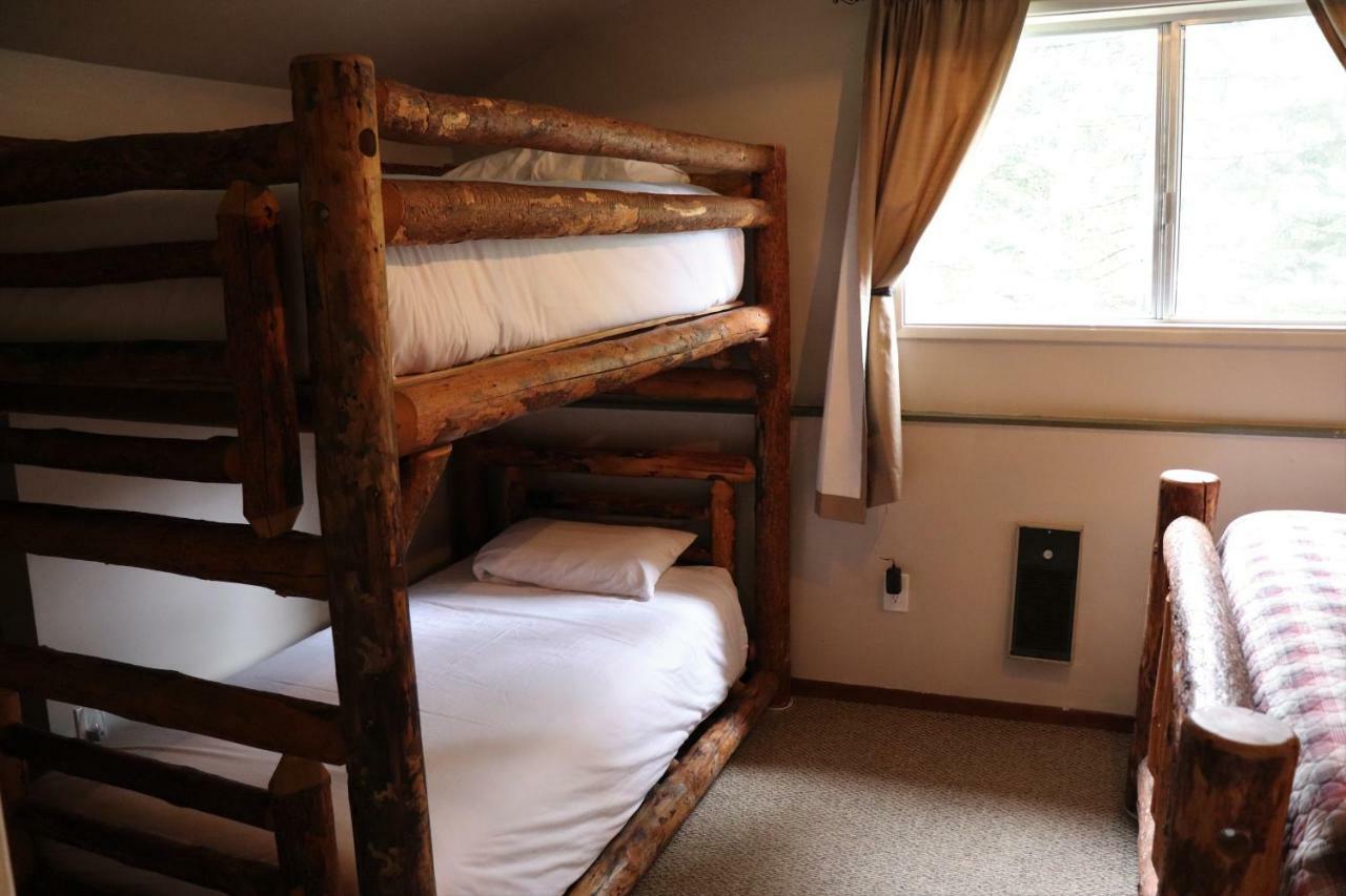 Lone Fir Resort Cougar Екстер'єр фото