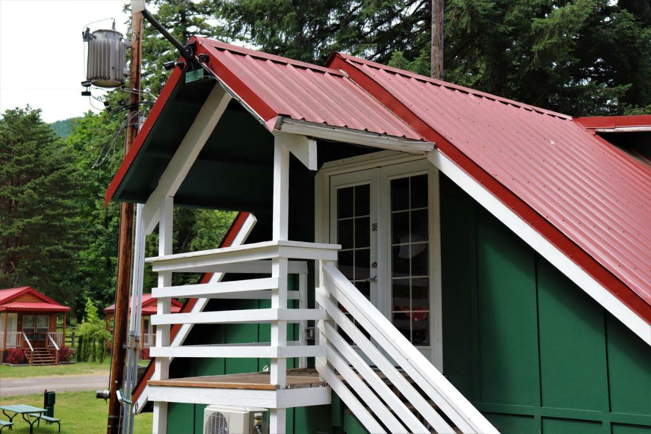 Lone Fir Resort Cougar Екстер'єр фото