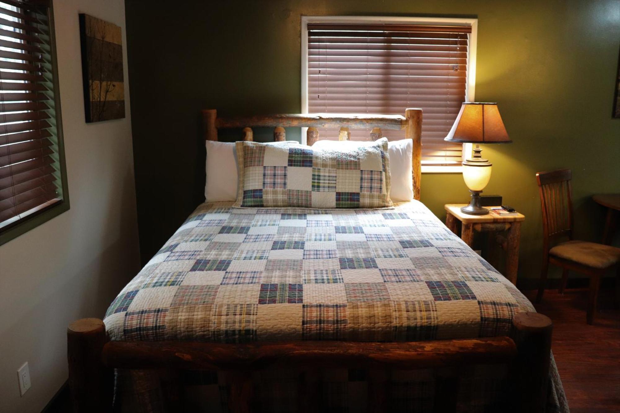 Lone Fir Resort Cougar Екстер'єр фото
