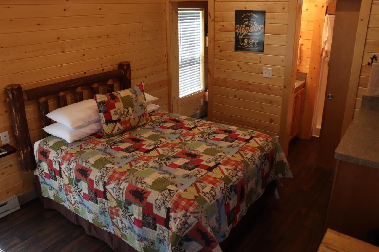 Lone Fir Resort Cougar Екстер'єр фото
